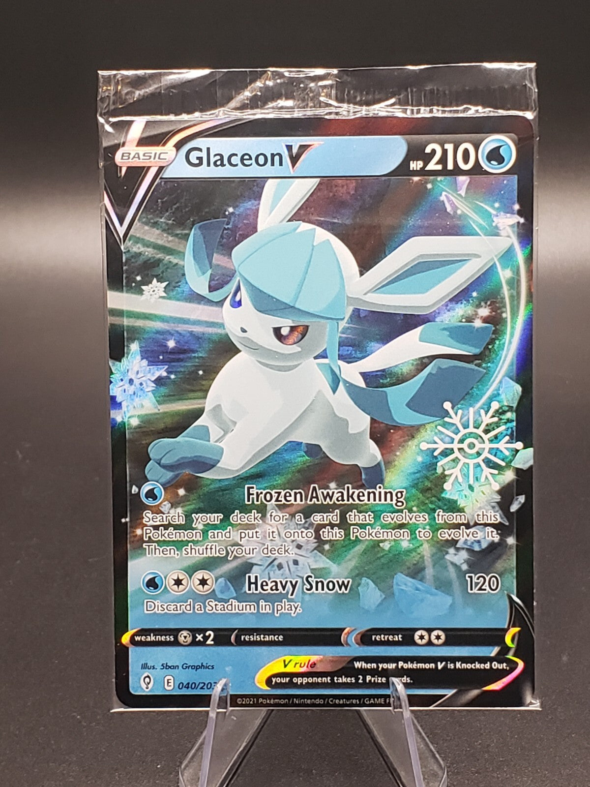 Pokémon TCG Glaceon V Evolving Skies 040/203 Holo Ultra Rare
