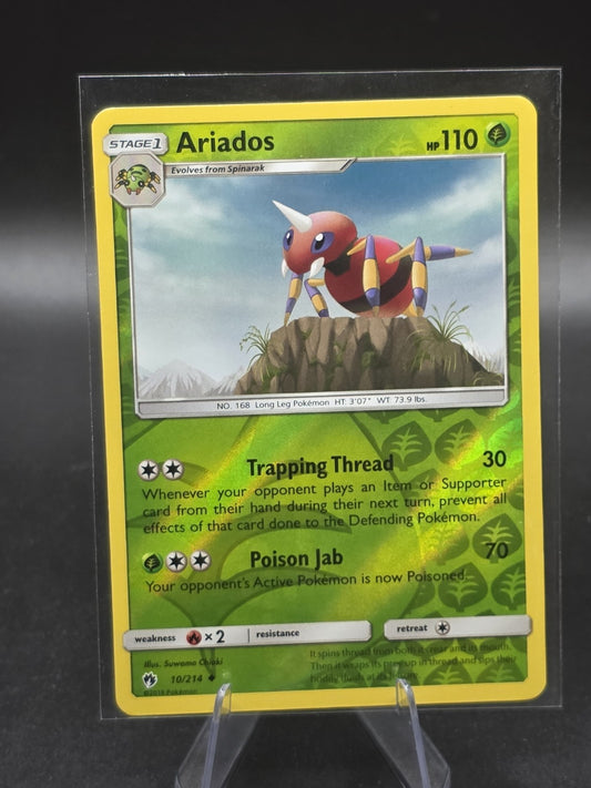 Ariados 10/214 Sm-Lost Thunder Reverse Holo